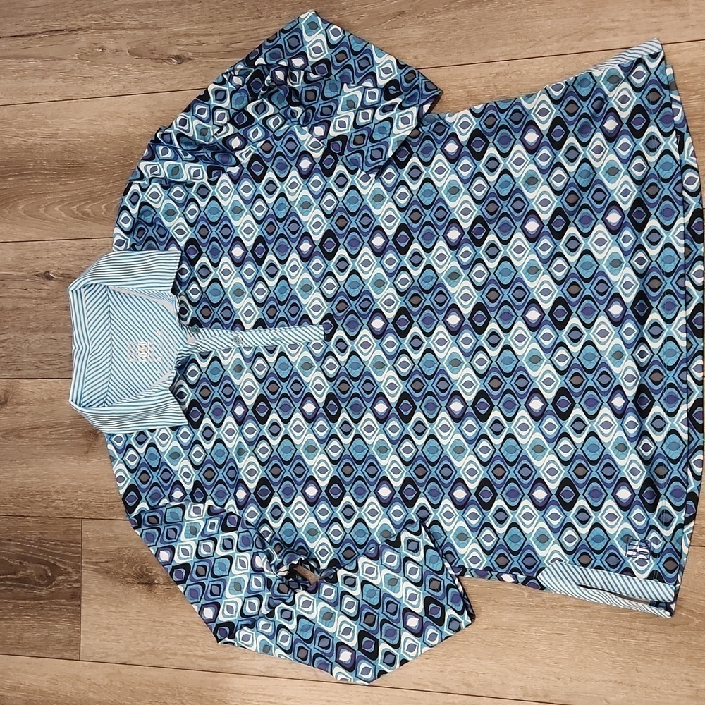 Button-Down Geometric Print Top - Blue